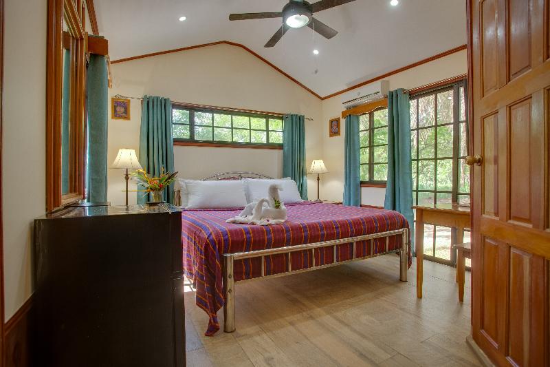 스탠다드 룸, Midas Belize