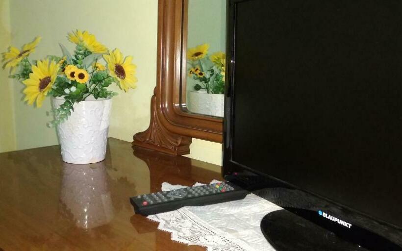 חדר לארבעה סטנדרטי עם מרפסת, Michela Home