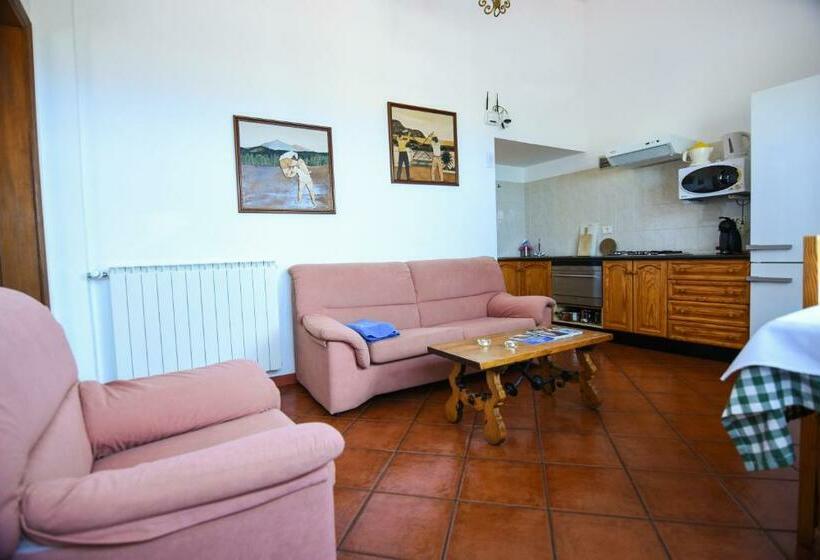 テラス付き１ベッドルームアパートメント, Casa Victor