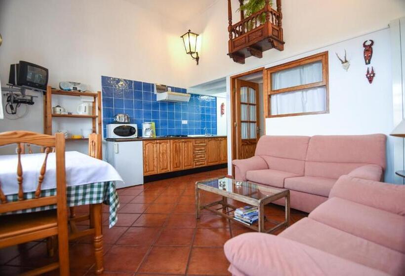 テラス付き１ベッドルームアパートメント, Casa Victor