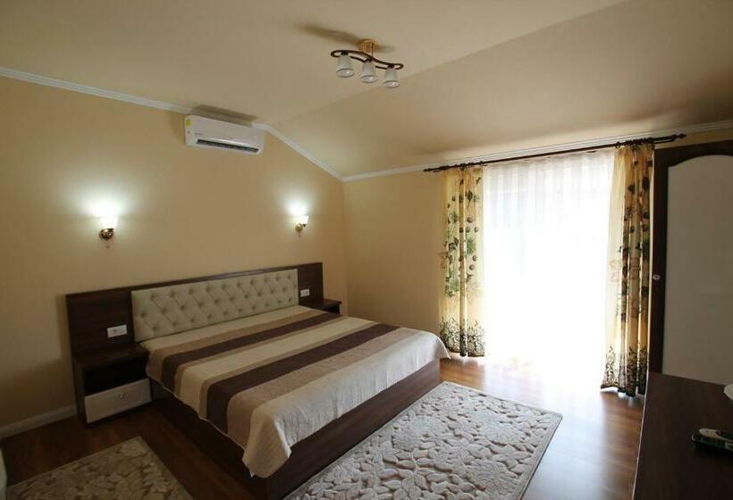 חדר סטנדרט נוף לבריכה, Casa Camelia Felix