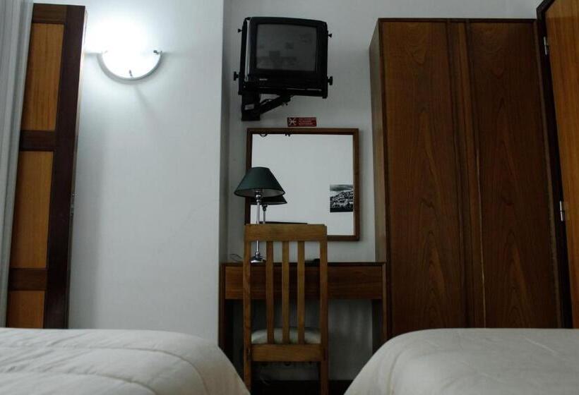 غرفة قياسية, Residencia Coimbra