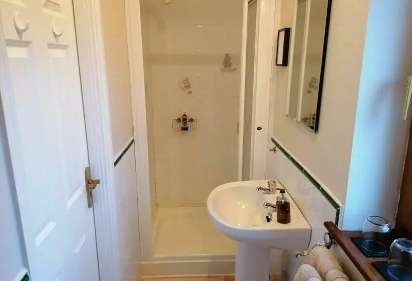 Deluxe Kamer met Kingsize Bed, Valhalla Bnb