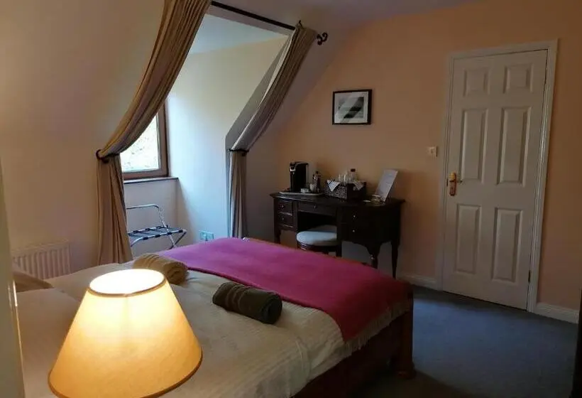 Deluxe Kamer met Kingsize Bed, Valhalla Bnb