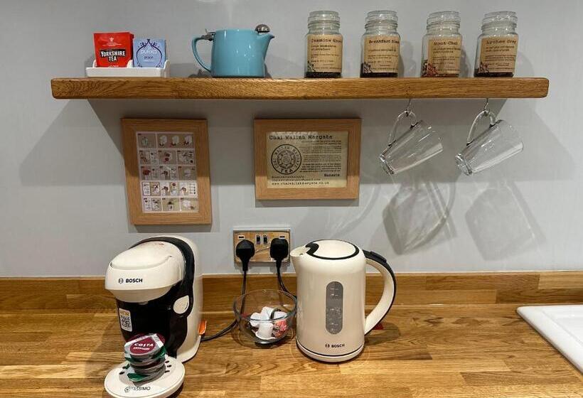 Студия Стандарт, The Beetroot