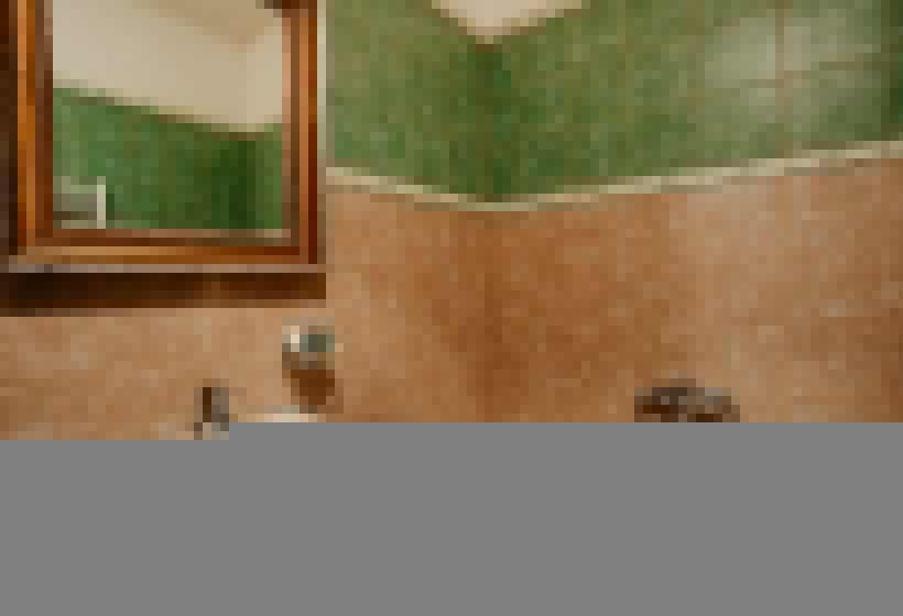 غرفة عائلية, Barcadam