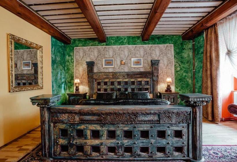 غرفة قياسية سرير كينج, Barcadam