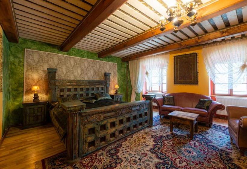 غرفة قياسية سرير كينج, Barcadam