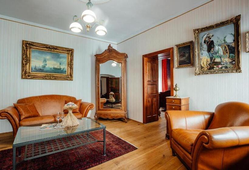 غرفة ديلوكس, Barcadam