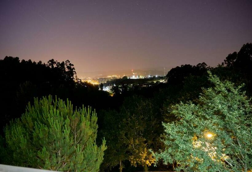 خانه 1 خوابه, Quinta De Silharezes, Lda