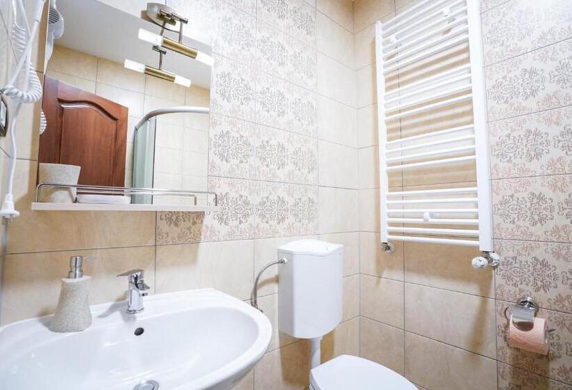 غرفة قياسية, Casa Luca