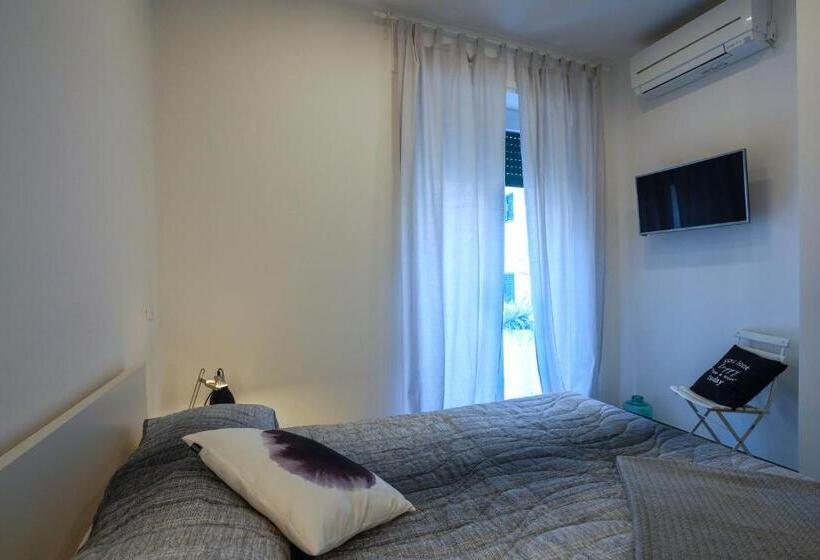 اتاق استاندارد با بالکن, Galleria 38