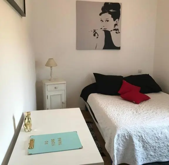 ガーデンビュースイート, Les Chambres D’hôtes De Rânes