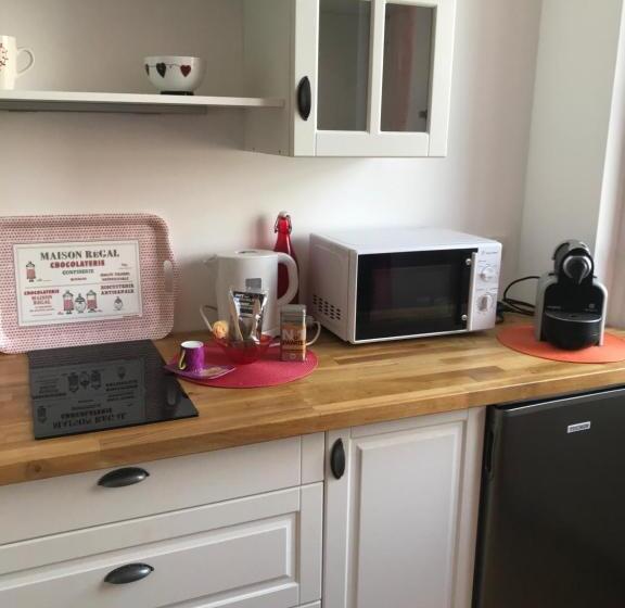 Люкс Вид на Сад, Les Chambres D’hôtes De Rânes