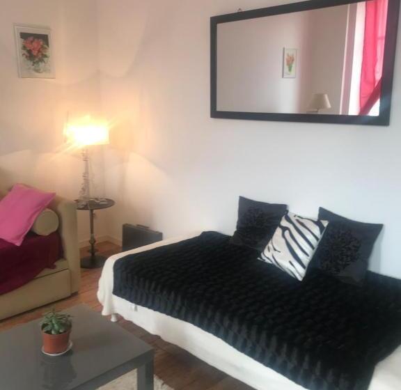 Люкс Вид на Сад, Les Chambres D’hôtes De Rânes