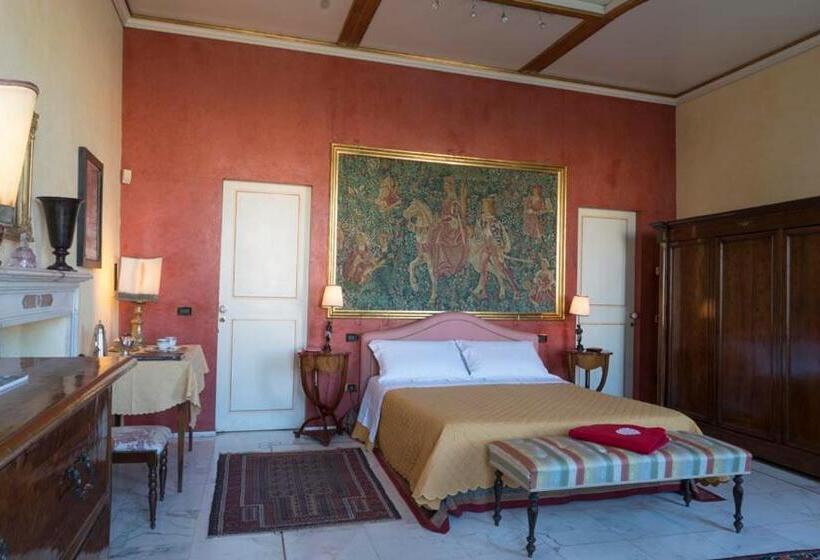 سوییت جونیور, Luxory Suite Su Lungarno