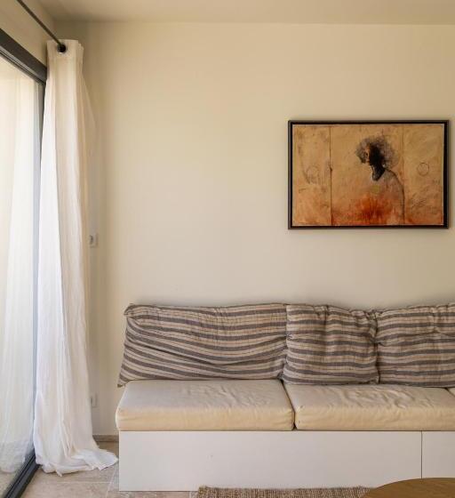 Дом 3 Спальни, Residentie Gaugin C4