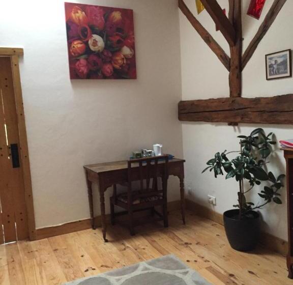 Люкс Вид на Сад, Chambres D Hotes Des Forets