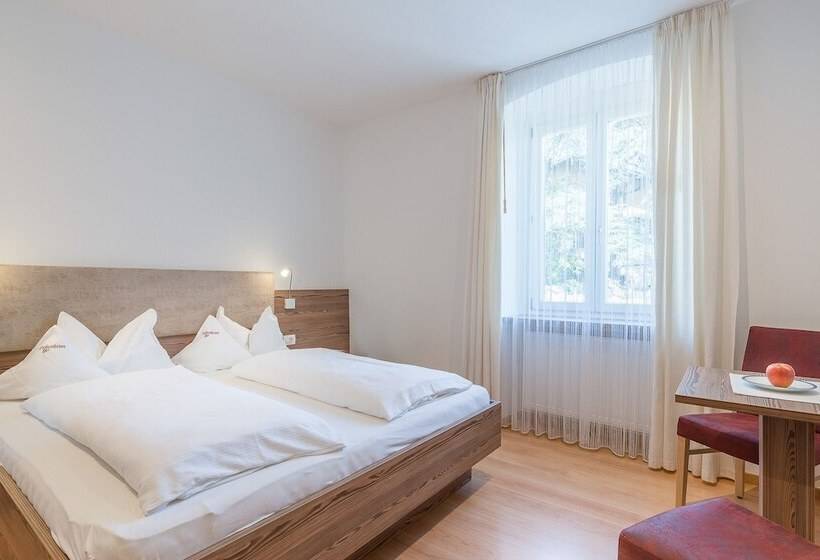 带1个卧室的公寓, Rebenheim