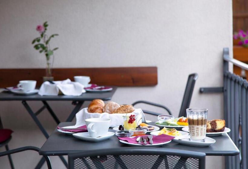 带阳台的豪华间, Rebenheim