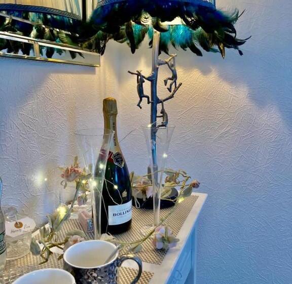 Номер Стандарт Вид на Сад, The Willowford