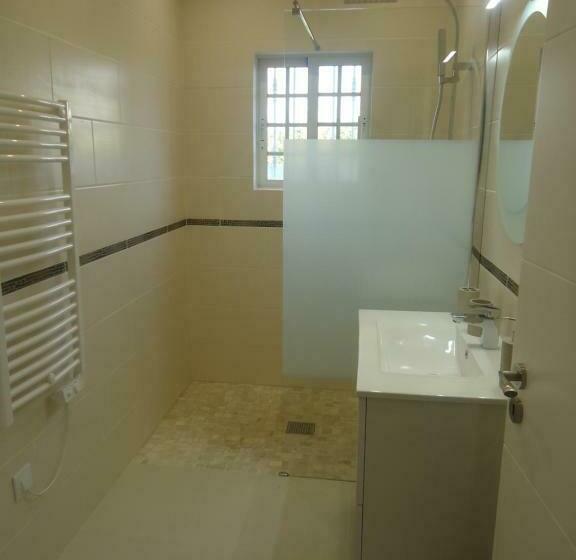 スタンダードルーム, Vivenda L Olivier