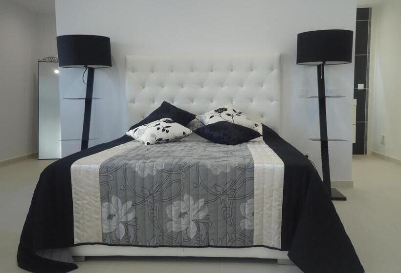 スタンダードルーム, Vivenda L Olivier