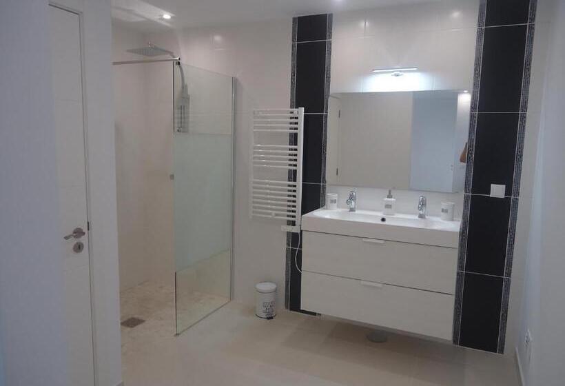 スタンダードルーム, Vivenda L Olivier