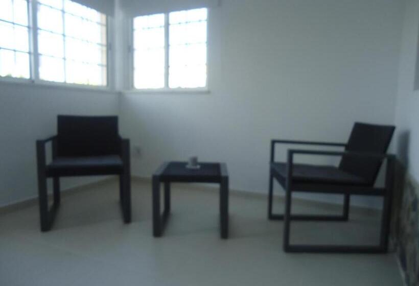 スタンダードルーム, Vivenda L Olivier