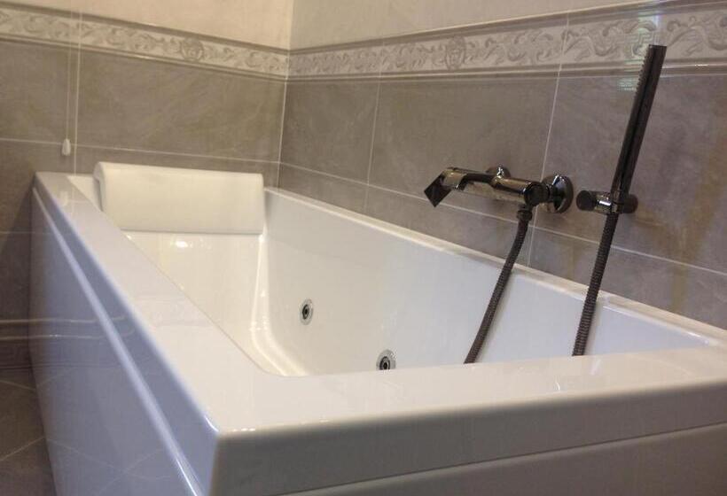 패밀리 스위트, Villa Tiberio