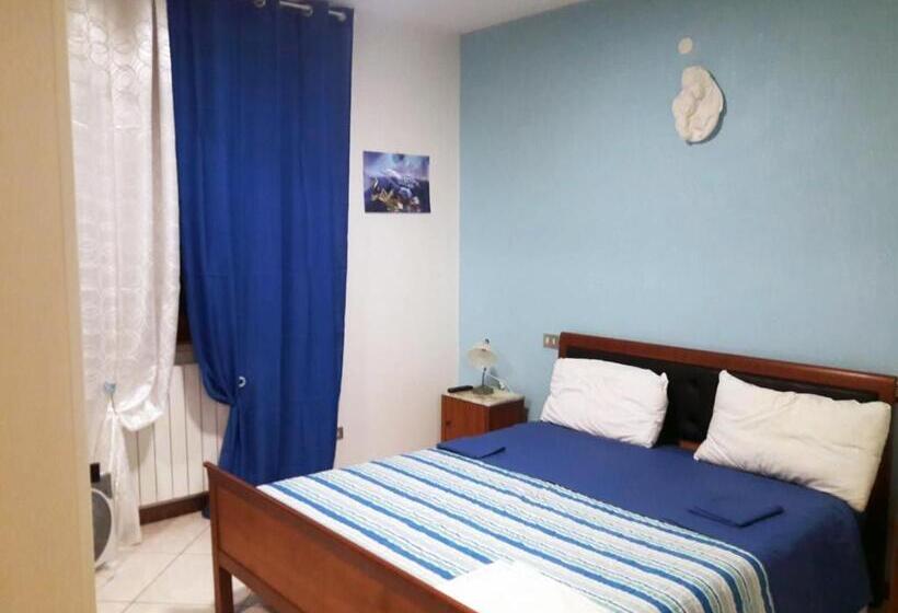 غرفة قياسية, Affittacamere Lo Scoiattolo Di Mannocchi Lorella