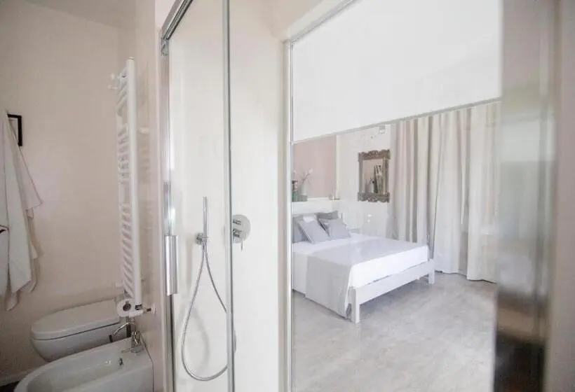 バルコニー付きスタンダードルーム, Amarti Suites B&b