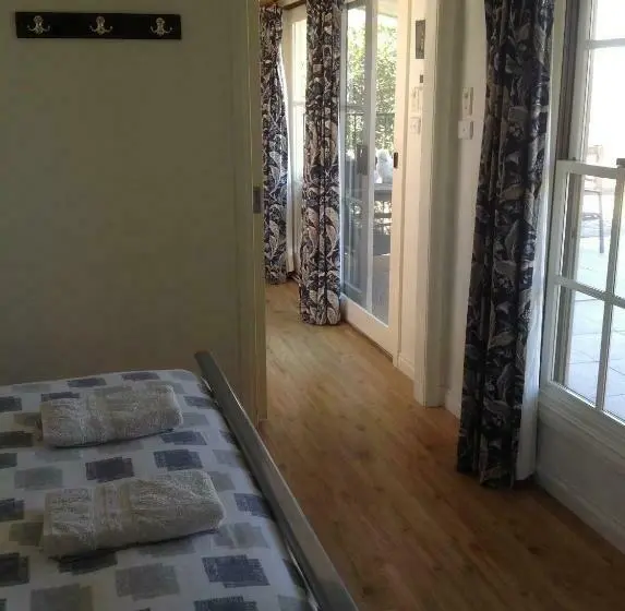 デラックスルーム, Amazing Views Pet Friendly Bed And Breakfast