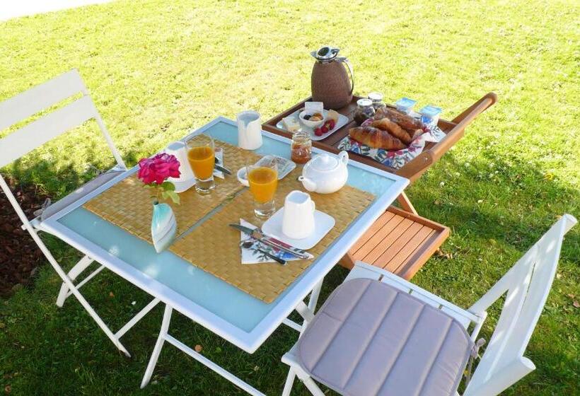 اتاق استاندارد, Les Paridés