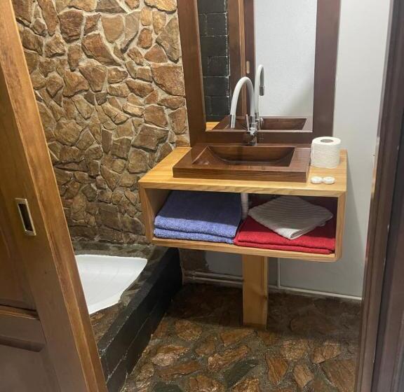 ファミリールーム, Wineyards Salin