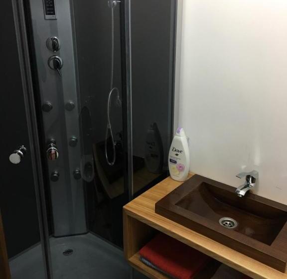 スタンダードルーム, Wineyards Salin