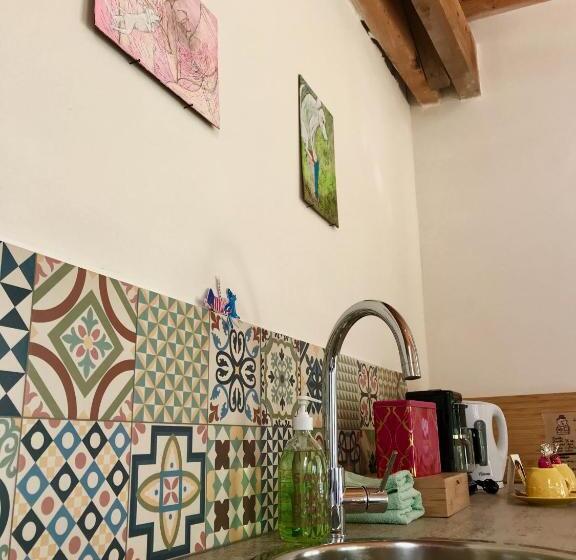 Студия Стандарт, Staying With The Artist