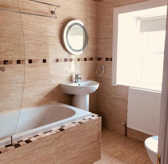 Quarto Deluxe, Five Glens Inn