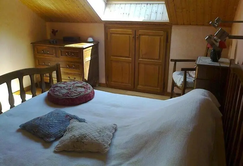 マウンテンビュースタンダードルーム, Chambre D Hôtes   La Maurillonnette
