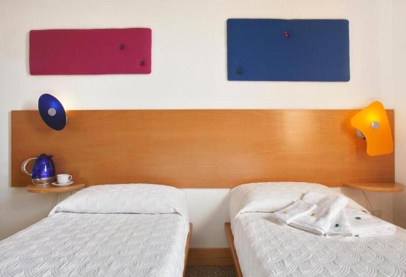 Номер Стандарт Вид на Море, Campuspace