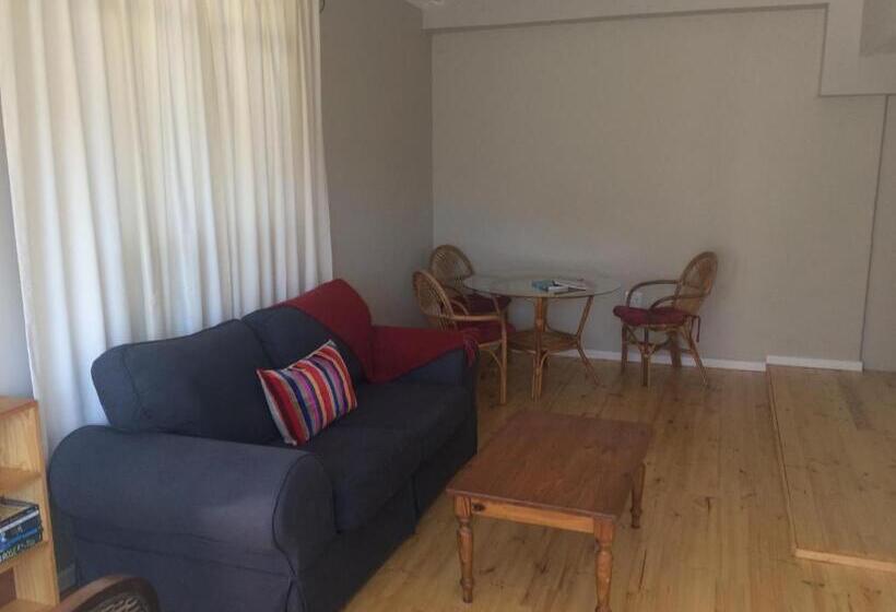 Xalet 1 Dormitori, Kirknewton