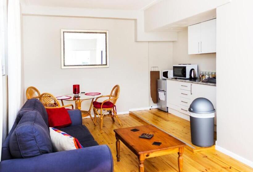 Xalet 1 Dormitori, Kirknewton