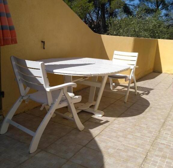 バス共有のスタンダードルーム, Chambres De La Terre Blanche