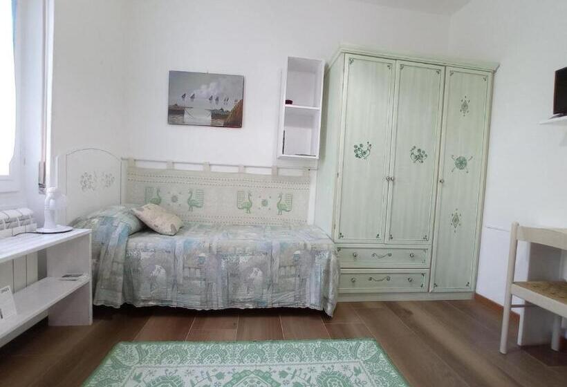 اتاق استاندارد, La Pervinca