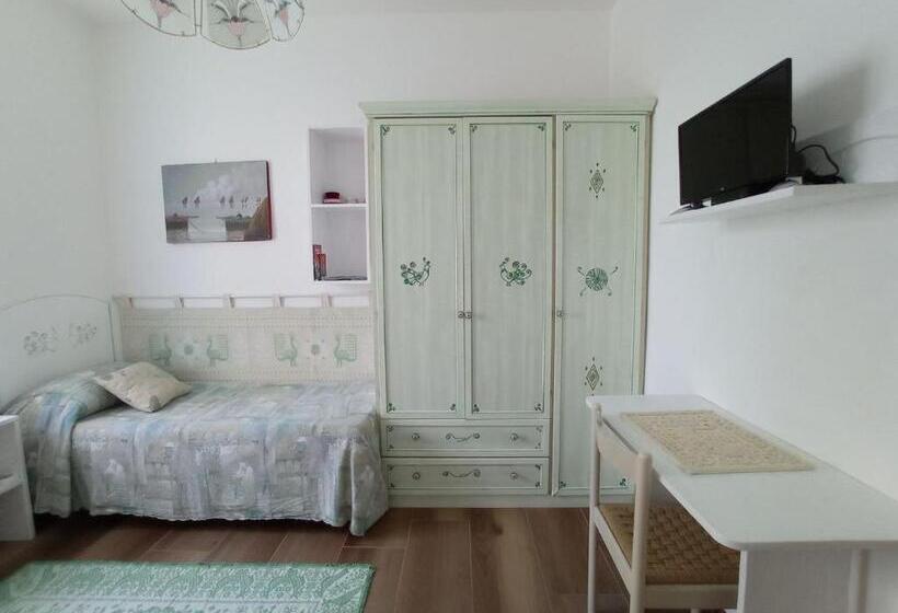 اتاق استاندارد, La Pervinca