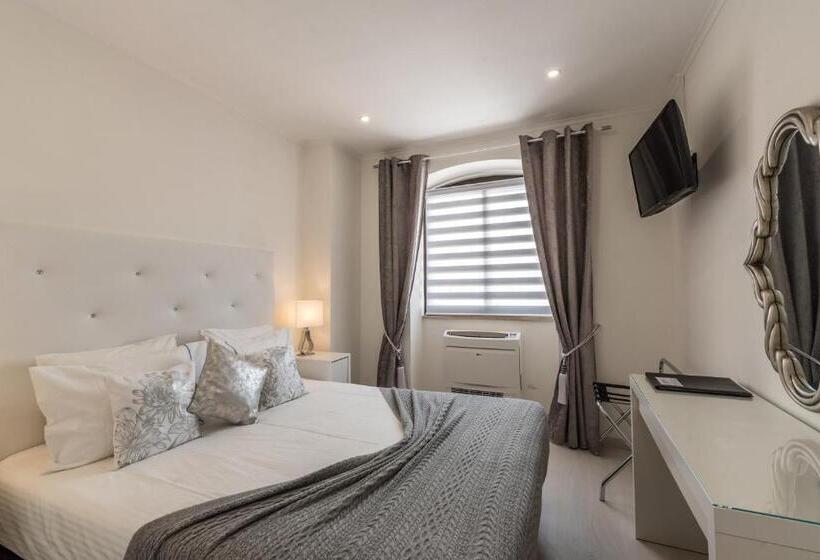 スタンダードルーム, Suites @ Portarade