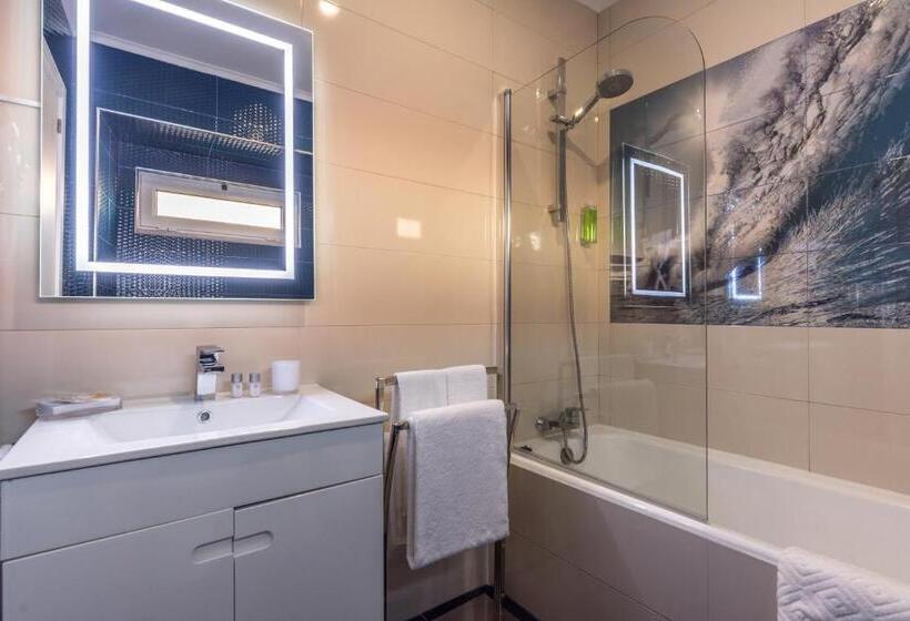 اتاق استاندارد, Suites @ Portarade