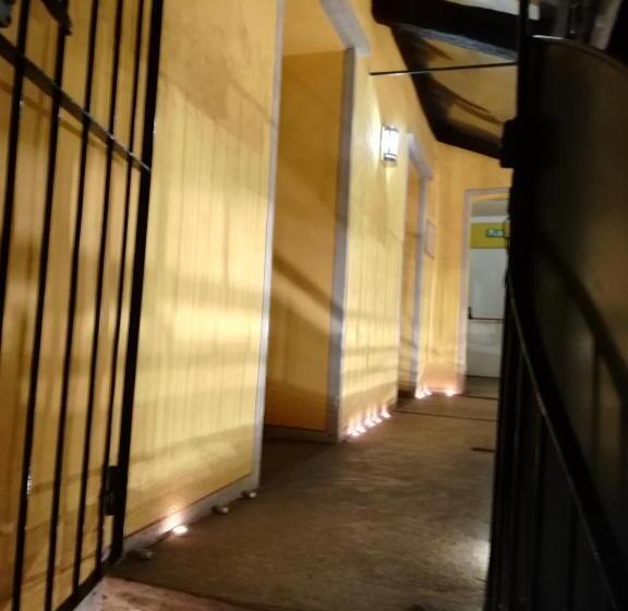 スタンダードルーム, Maison Manu