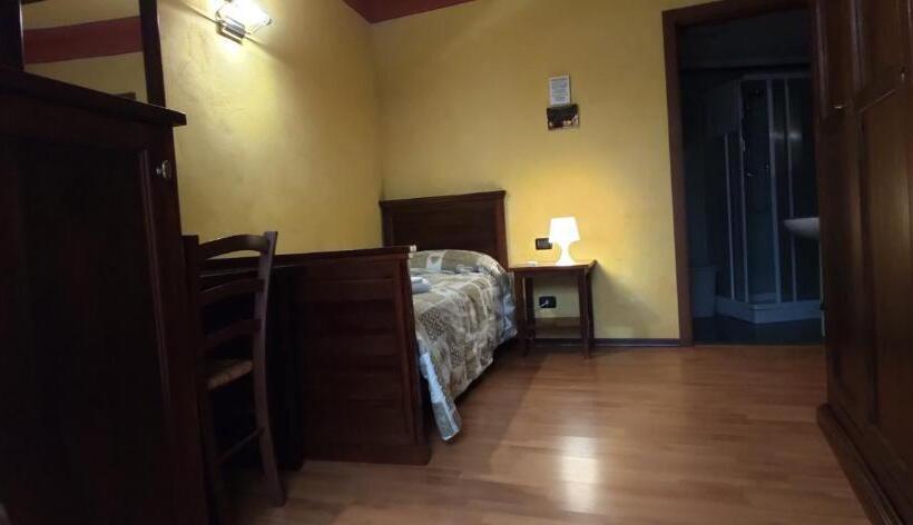 スタンダードシングルルーム, Maison Manu