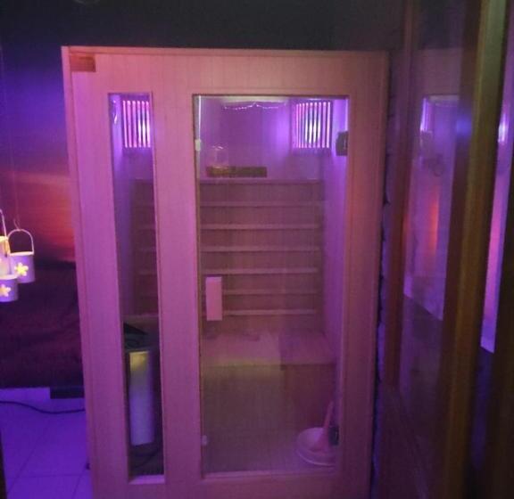 スタンダードトリプルルーム, Maison Manu